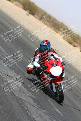 media/Mar-28-2022-Superbike Trackdays (Mon) [[b8603d0f67]]/Open Track Time/Turn 3 Inside/